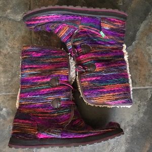 Sanuk Booties